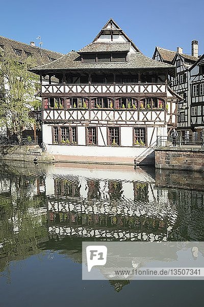 Fachwerkhaus Maison des Tanneurs  Gerberviertel La Petite France  Straßburg  Elsass  Frankreich  Europa