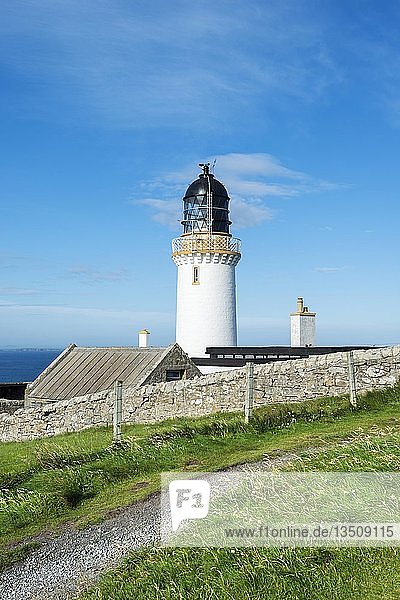 Leuchtturm Dunnet Head an der Nordküste von Schottland  Caithness  Schottland  Vereinigtes Königreich  Europa