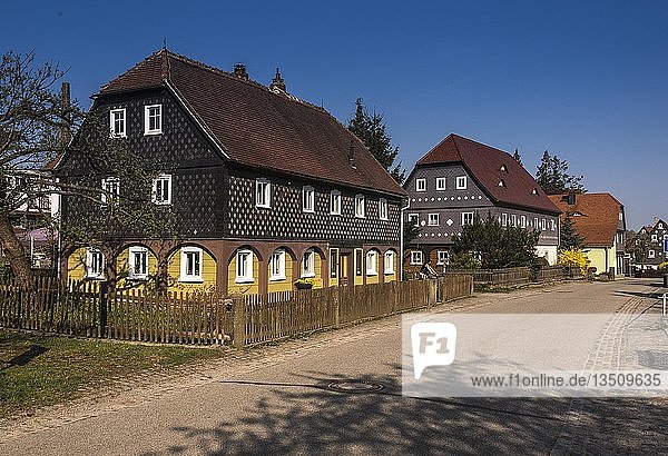 Umgebindehaus  Denkmalort Obercunnersdorf  Sachsen  Deutschland  Europa