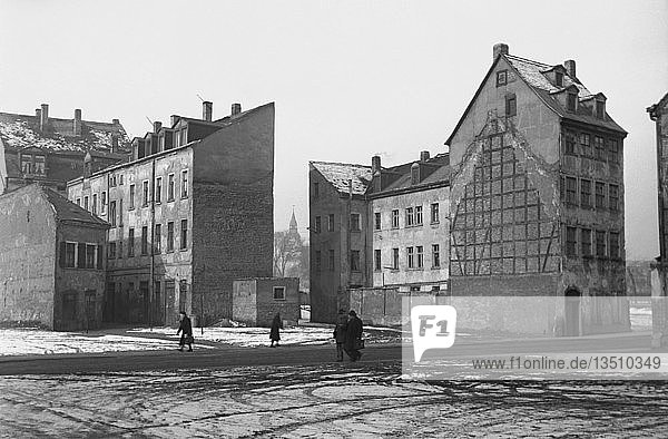 Straßenszene im Winter 1963 Gerberviertel Leipzig Sachsen DDR Deutschland Europa