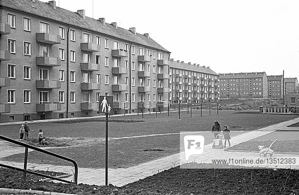 Wohnungsbau Erste Plattenbauten 1962 Gohlis-Nord Leipzig Sachsen DDR Deutschland Europa