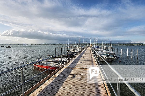 Pier in the harbour of Iznang  Baden-Wuerttemberg  Germany  Europe