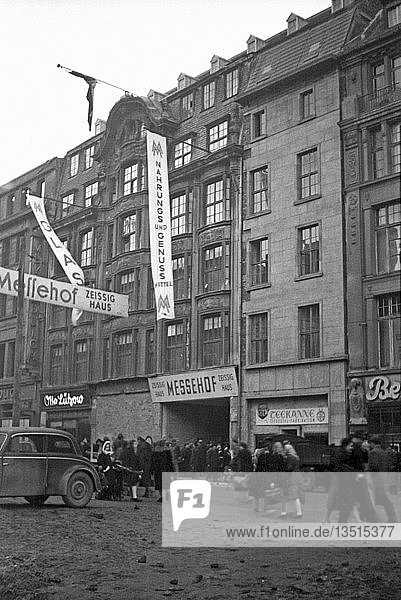 Leipziger Messe Umbau des Zeissighauses zum Messehof 1950 Neumarkt Leipzig Sachsen DDR Deutschland Europa