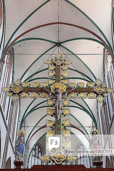 Kruzifix  Triumphkreuz  Dom  Schwerin  Mecklenburg-Vorpommern  Deutschland  Europa