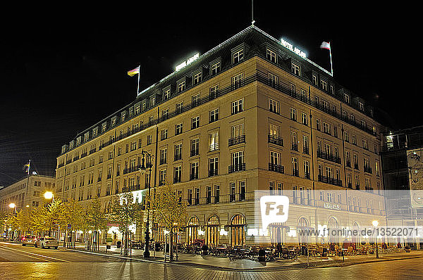 Hotel adlon in berlin  deutschland