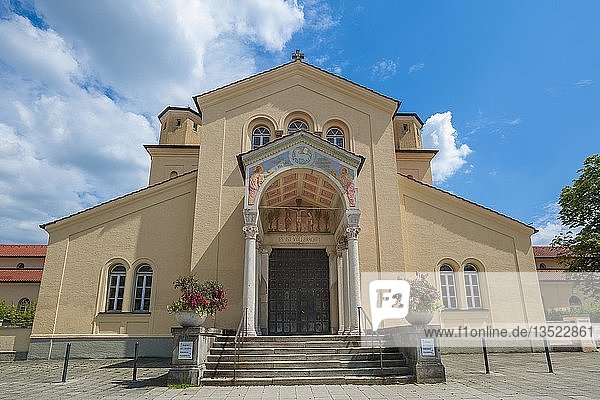 Eingang Westseite Nordfriedhof Ungererstr. München Oberbayern Bayern Deutschland Europa