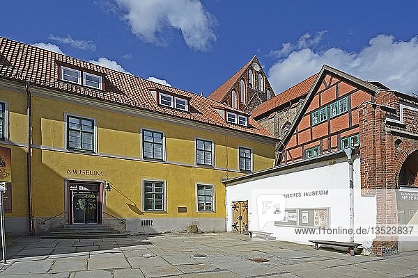 Kulturhistorisches Museum  Altstadt  Hansestadt Stralsund  UNESCO-Welterbe  Mecklenburg-Vorpommern  Deutschland  Europa  PublicGround  Europa