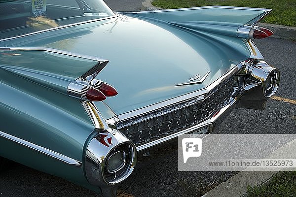Rückansicht eines amerikanischen Oldtimers  Cadillac de Ville 1959  Kanada  Nordamerika