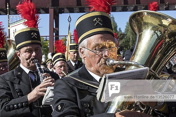Participants at the 13th German Miners Day in Essen  on the site of the World Heritage Zollverein colliery  music band  marching bands  Essen  NRW  Germany  Europe