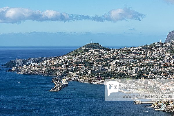 Hafen, Stadtansicht, Funchal, Madeira, Portugal, Europa