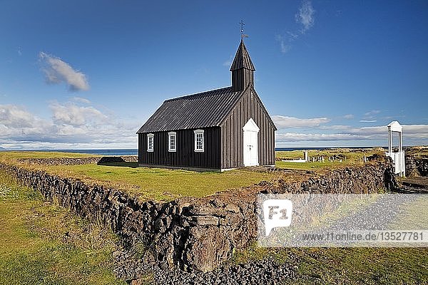 Schwarze Holzkirche  Budir Kirka  Budir  Snæfellsnes-Halbinsel  Westisland  Vesturland  Island  Europa