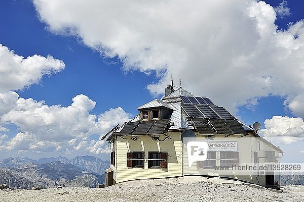 Matrashaus  2941 m  auf dem Gipfel des Hochkönigs  Hochkönig Gebirge  Salzburger Land  Österreich  Europa