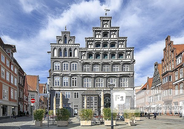 Haus Schütting historisches Kaufmannshaus Am Sande heute Industrie- und Handelskammer Lüneburg-Wolfsburg Lüneburg Niedersachsen Deutschland Europa