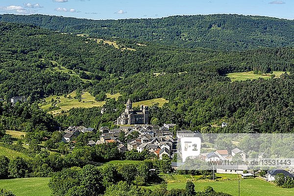 Dorf Saint Nectaire  Regionaler Naturpark der Vulkane der Auvergne  Departement Puy de Dome  Auvergne Rhône-Alpes  Frankreich  Europa