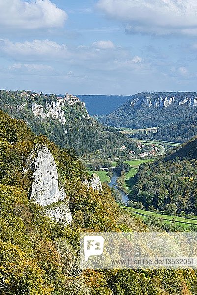 Herbststimmung im Naturpark Obere Donau Baden-Württemberg Deutschland Europa