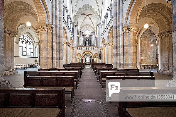 Interior  St. Andrew  Romanesque church  Cologne  Rhineland  North Rhine-Westphalia  Germany  Europe