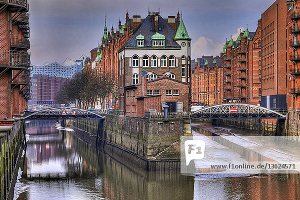 Wasserschlösschen  Speicherstadt  Hamburg  Deutschland  Europa