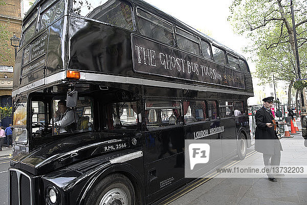 Schwarzer Doppeldeckerbus  Geisterbustouren  London  England