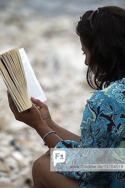Woman reading  Italy