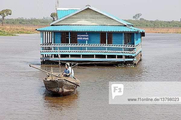 Boot auf dem Tonle Sap See  Kampong Kleang  Kambodscha.