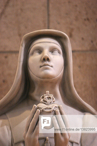 Sainte Marguerite Marie mit dem heiligen Herzen. Montmartre Herz-Jesu-Basilika
