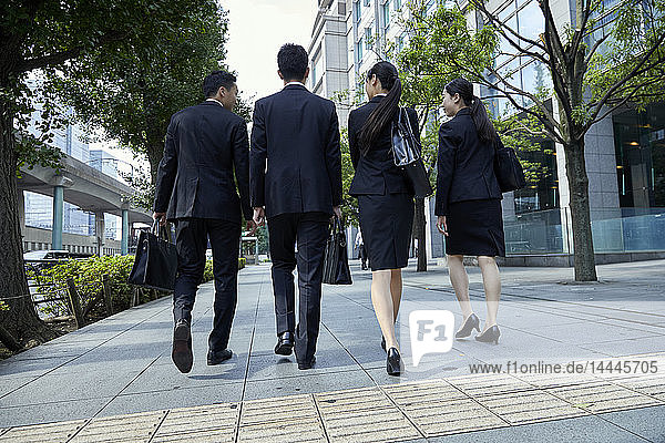 Young Japanese businesspeople