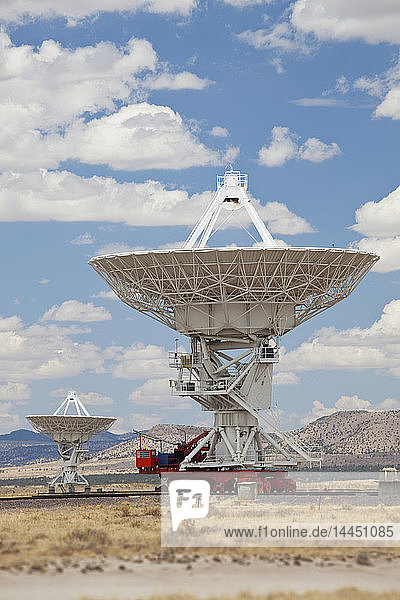 Satellitenschüsseln in der Wüste  Magdalena  New Mexico  Vereinigte Staaten
