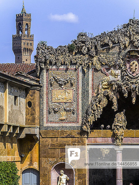 Italien  Toskana  Florenz  Palazzo Pitti  Grotte und Glockenturm des Palazzo Vecchio