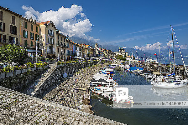 View of harbour in lakeside town of Cannobio and Lake Maggiore  Lake Maggiore  Piedmont  Italian Lakes  Italy