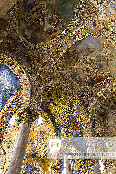 Interior of the Santa Maria dell'Ammiraglio church (also called 'La Martorana')  Palermo  Sicily  Italy