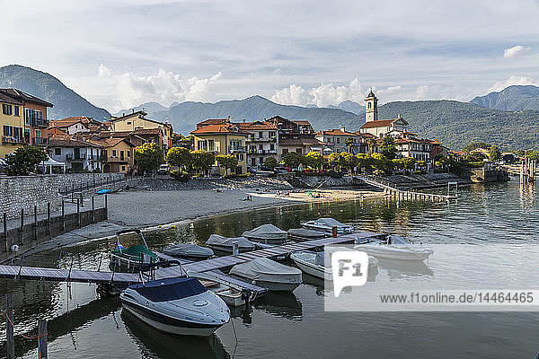 View of Feriolo and boats on Lake Maggiore  Lago Maggiore  Piedmont  Italian Lakes  Italy