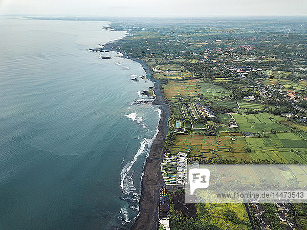 Indonesien  Bali  Luftaufnahme des Strandes von Keramas