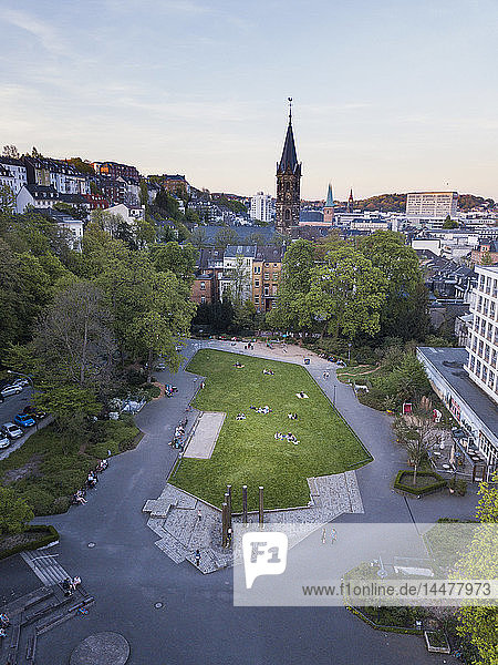 Deutschland Wuppertal Eberfeld Luftbild des Deweerthscher Gartens