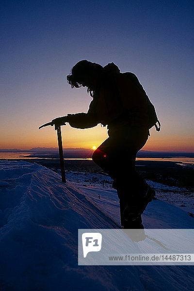 Person Eisklettern Sonnenuntergang Chugach Mtns Southcentral Alaska Winter Silhouette