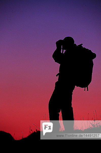 Wanderer Silhouetted Sonnenuntergang Turnagian Arm Sommer SC AK