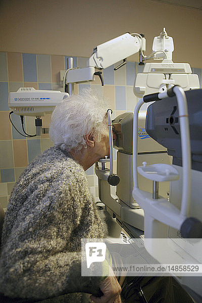 INTRAOCULAR TENSION ELDERLY