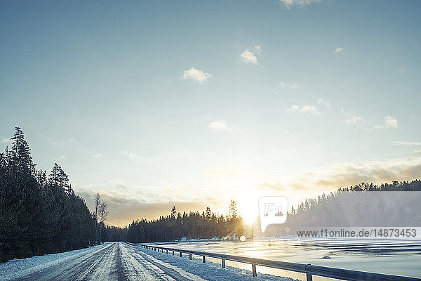 Winter road