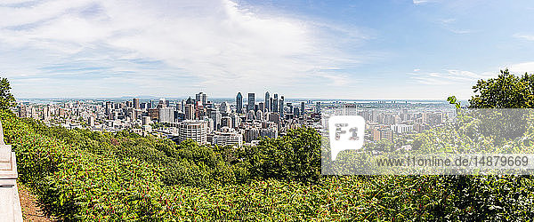 Mount Royal-Aussichtspunkt mit Blick auf die Stadt  Montreal  Kanada