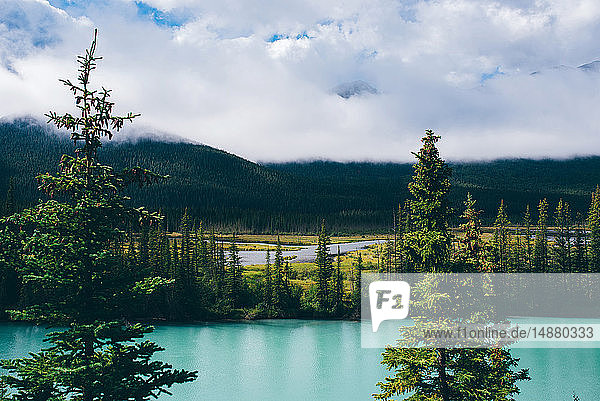Moraine Lake  Banff  Kanada