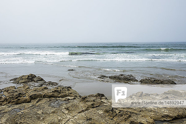 Felsen am Strand von Morro Bay  Kalifornien  USA