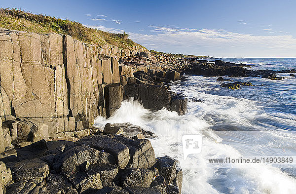 Basaltklippen  Dartmouth Point  Bay of Fundy; Long Island  Nova Scotia  Kanada