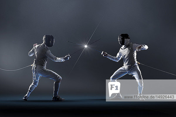 Men electric epee fencing