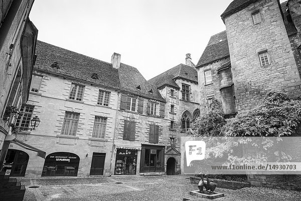 Sarlat la Caneda a beautiful medieval town and one of the highlights to a visit to the Dordogne Perigord France on December 7  2018.