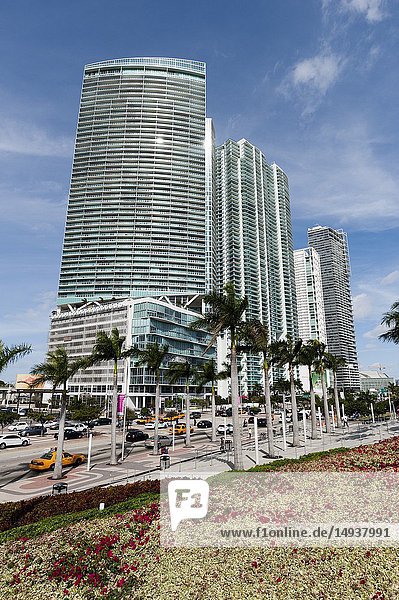 Modern buildings along Biscayne boulevard  Downtown Miami  Miami  Florida  USA.