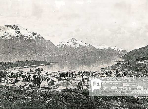 Lake Wakatipu und die Berge  Queenstown  Neuseeland  1895. Schöpfer: Unbekannt.