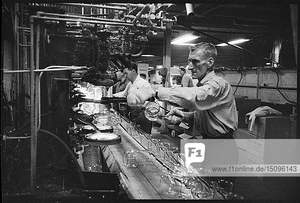 Worker at Wear Flint Glass Works  Alfred Street  Millfield  Sunderland  1961. Creator: Eileen Deste.