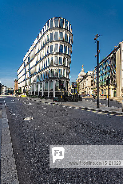 Großbritannien  London  City of London  Avanade-Gebäude in der Cannon Street  Queen Victoria Street