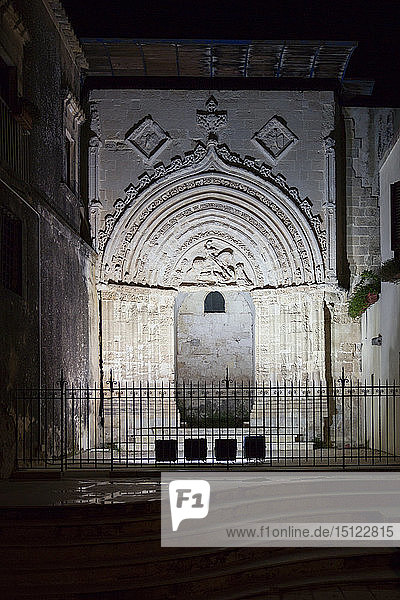 Portale di San Giorgio bei Nacht  Ragusa Ibla  Ragusa  Sizilien  Italien