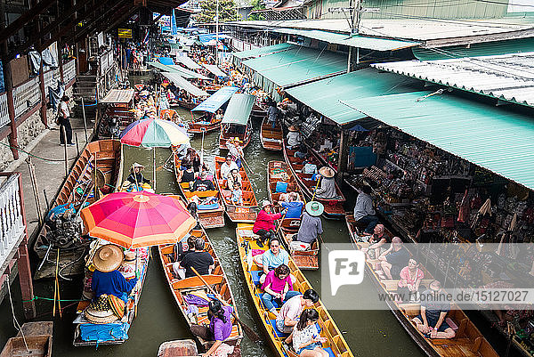 Der schwimmende Flussmarkt Damnoen Saduak  Bangkok  Thailand  Südostasien  Asien