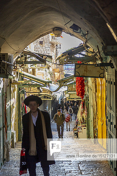 Blick auf eine Straße in der Altstadt  Altstadt  UNESCO-Weltkulturerbe  Jerusalem  Israel  Naher Osten